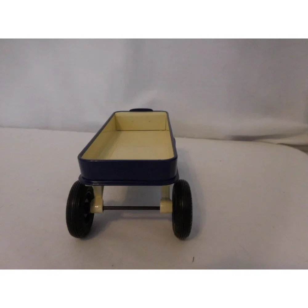 Hallmark kiddie car
